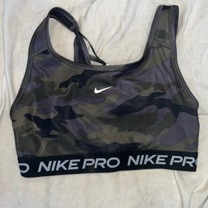 Nike sports bra !!